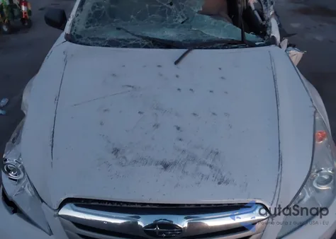 2012 Subaru Outback 2.5I Limited z USA, uszkodzony, nr VIN 4S4BRBLC1C3296760